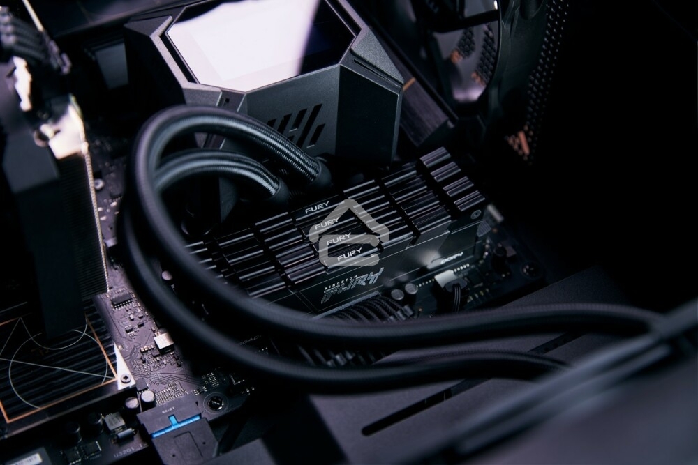 Оперативная память Kingston Fury Renegade, DDR4, 32GB (2x16GB), 3200MHz, CL16, DIMM, с радиаторами, серый/черный