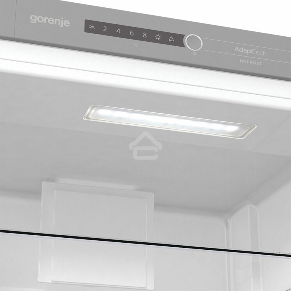 Встраиваемый холодильник Gorenje NRKI418FA0 белый, двухкамерный, 180/68 л., морозилка снизу, No Frost