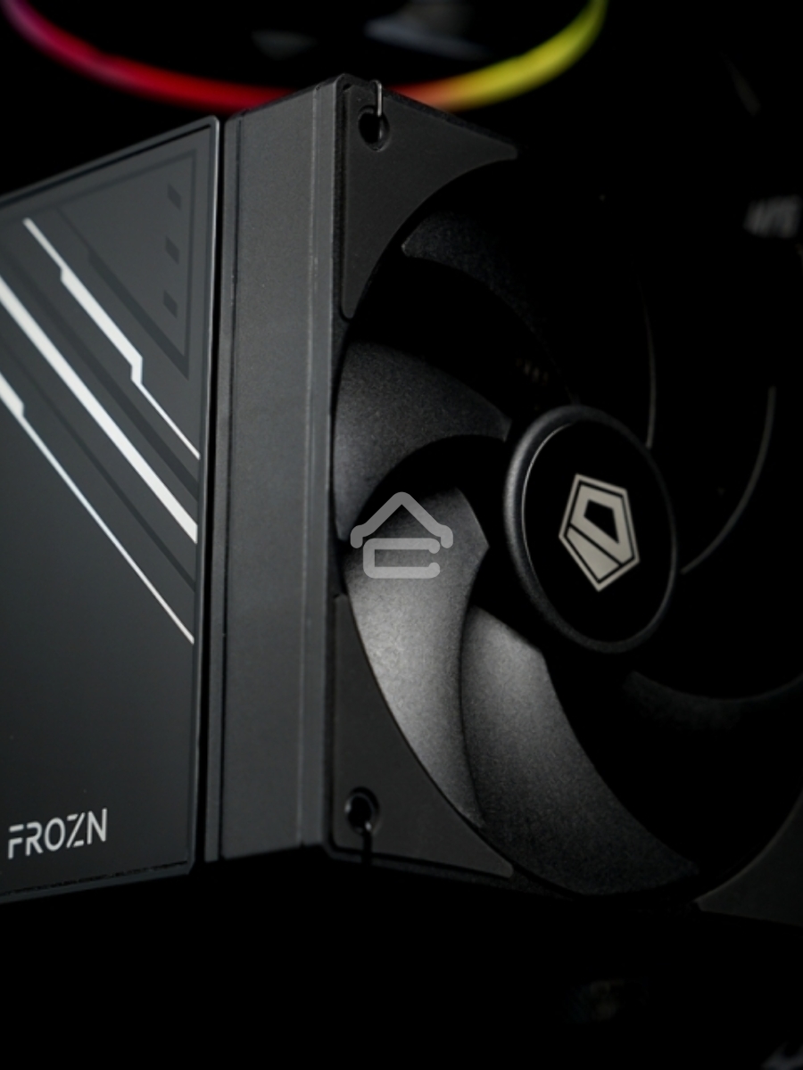 Кулер для процессора ID-COOLING FROZN A610 черный 120мм алюминий+медь 2000rpm 30db 4-pin 250W 155мм