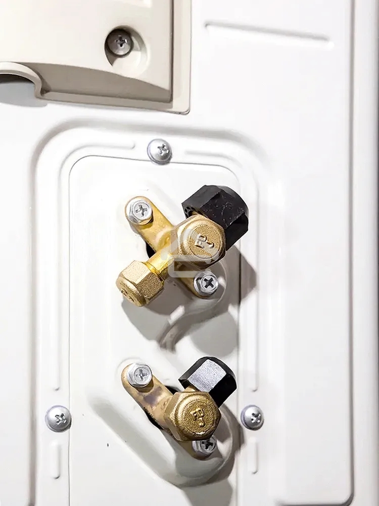 Инверторная сплит-система настенного типа RIX серии IZUMI IZI/OZI-S07BSSI