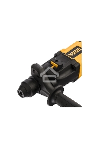 Перфоратор электрический Denzel RH-650-18 SDS-plus 650 Вт 20 Дж 3 плюс 1 реж 26603