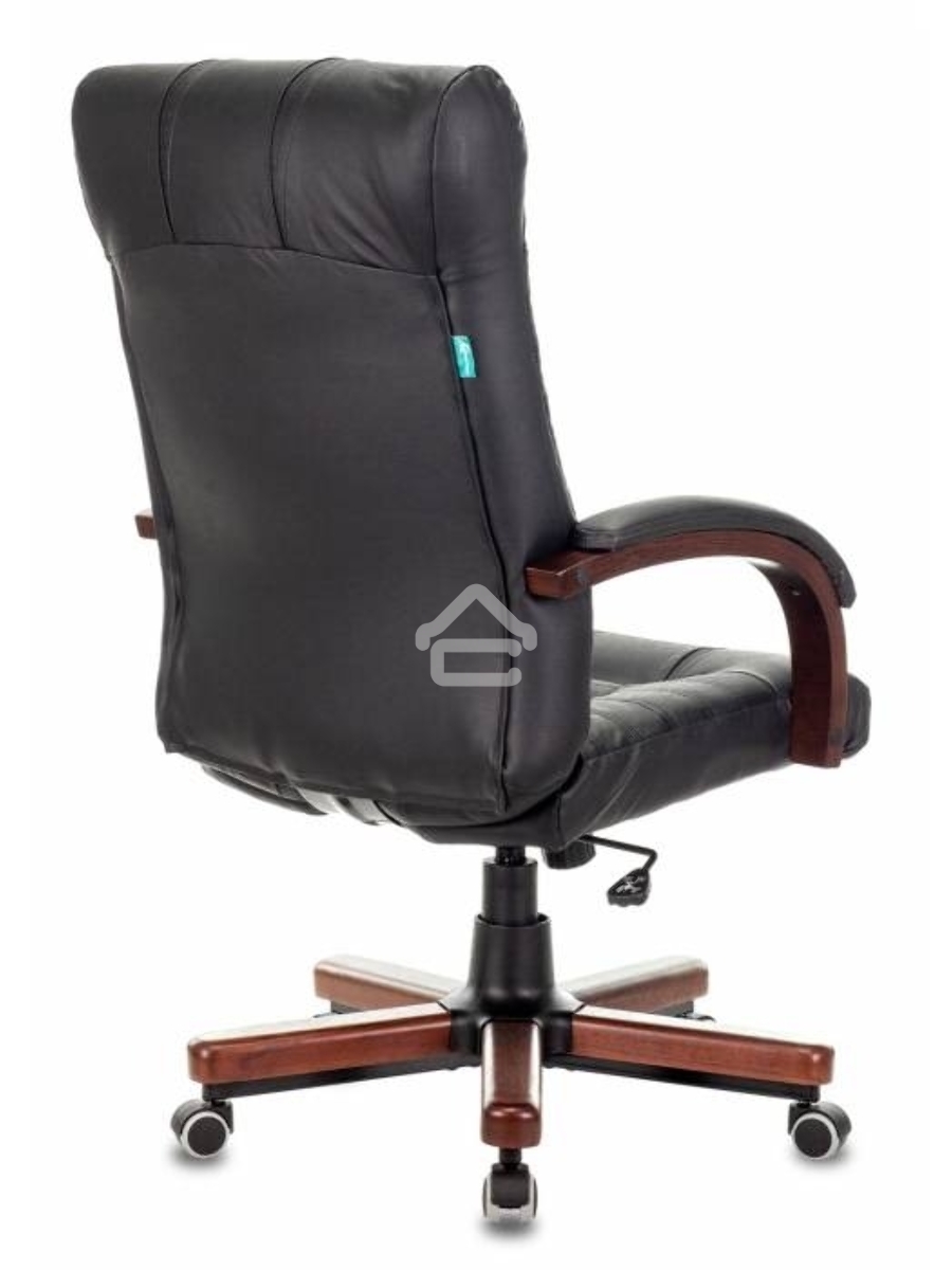 Кресло руководителя Бюрократ KB-10WALNUT/B/LEATH черный, кожа, крестовина дерево