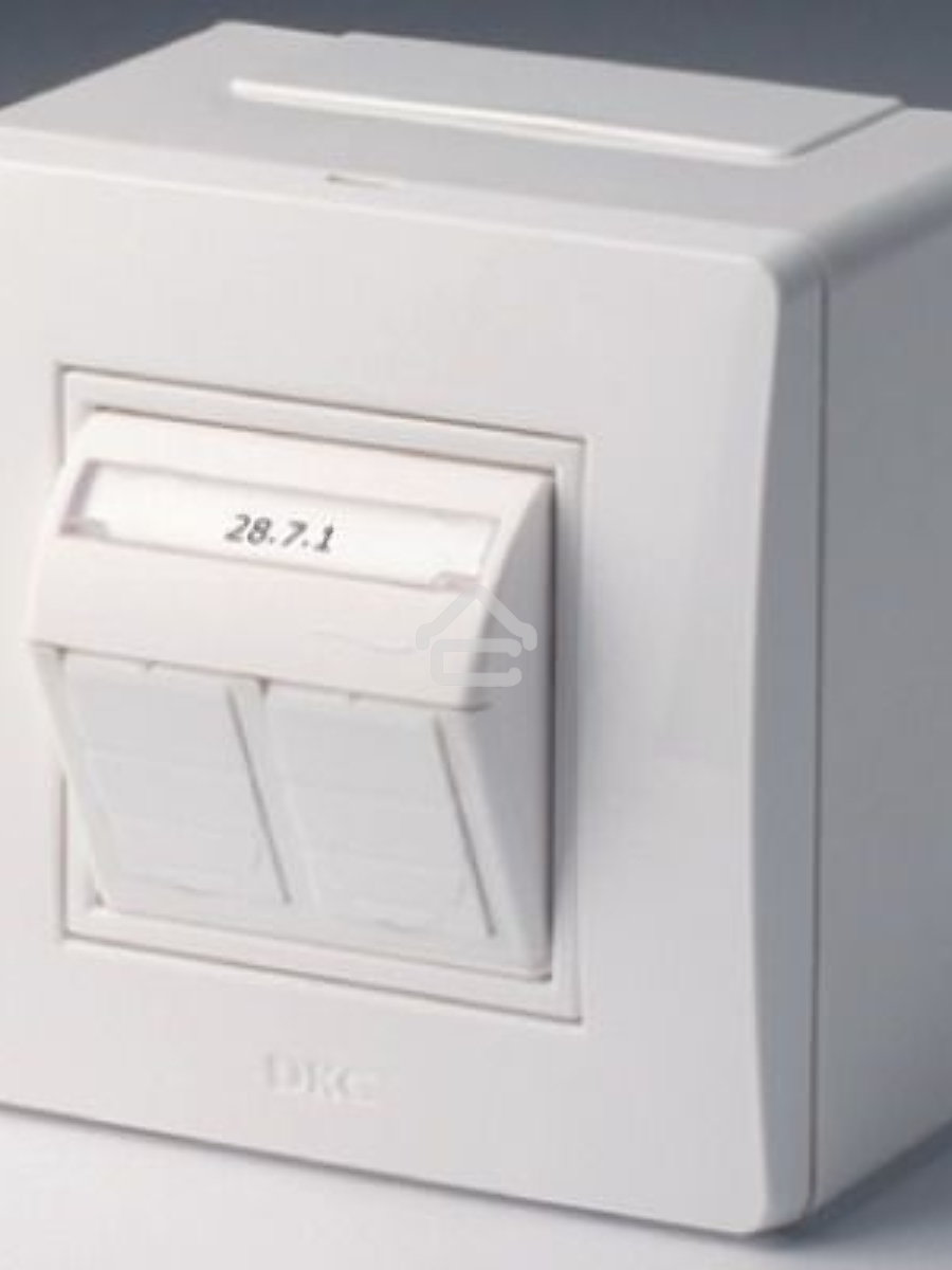 Коробка для миниканалов DKC (ДКС) 10656 с двумя телефонными/компьютерными розетками, белый