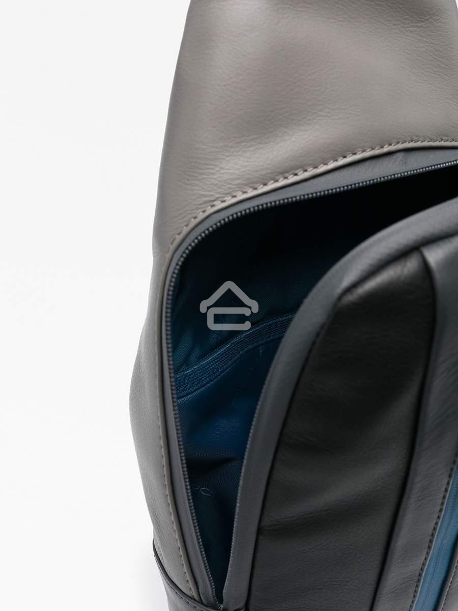 Рюкзак слинг мужской Piquadro Urban CA6540UB00/NGR, кожа, черный/серый