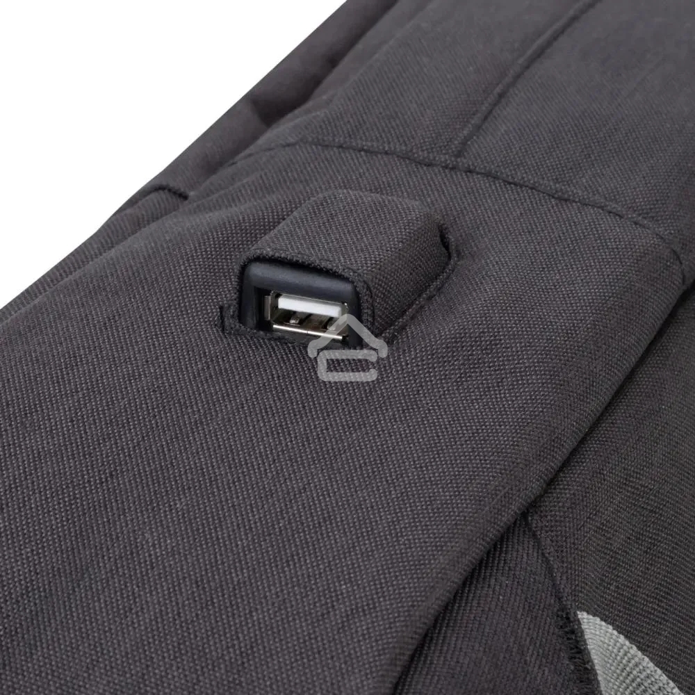 Рюкзак для ноутбука 15.6