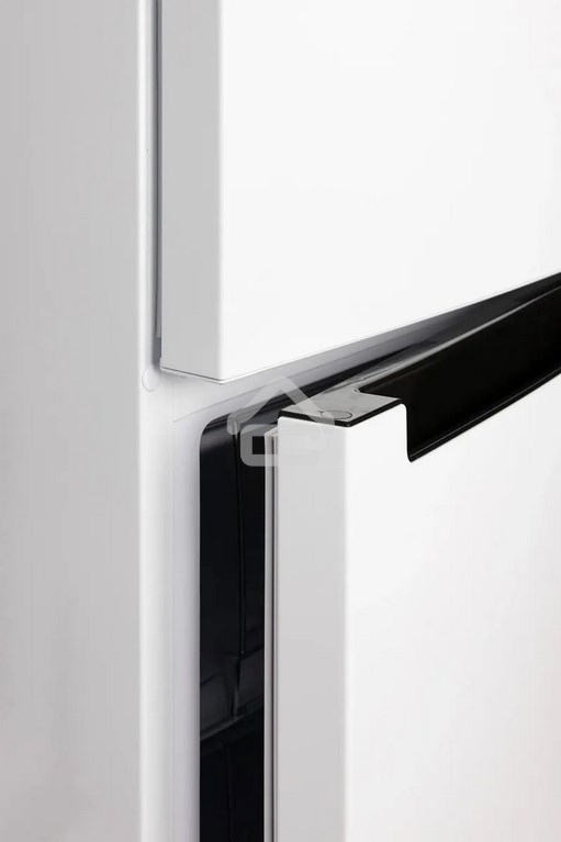 Холодильник Nordfrost NRB 124 W белый двухкамерный 238/70 л морозилка снизу