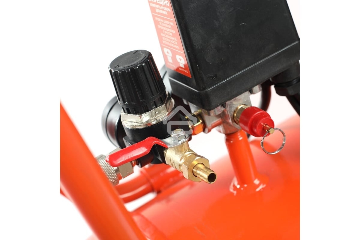 Компрессор Patriot поршневой безмасляный WO 100-440, 440 л/мин, 8 бар, 2500 Вт, 100 л, быстросъем и 