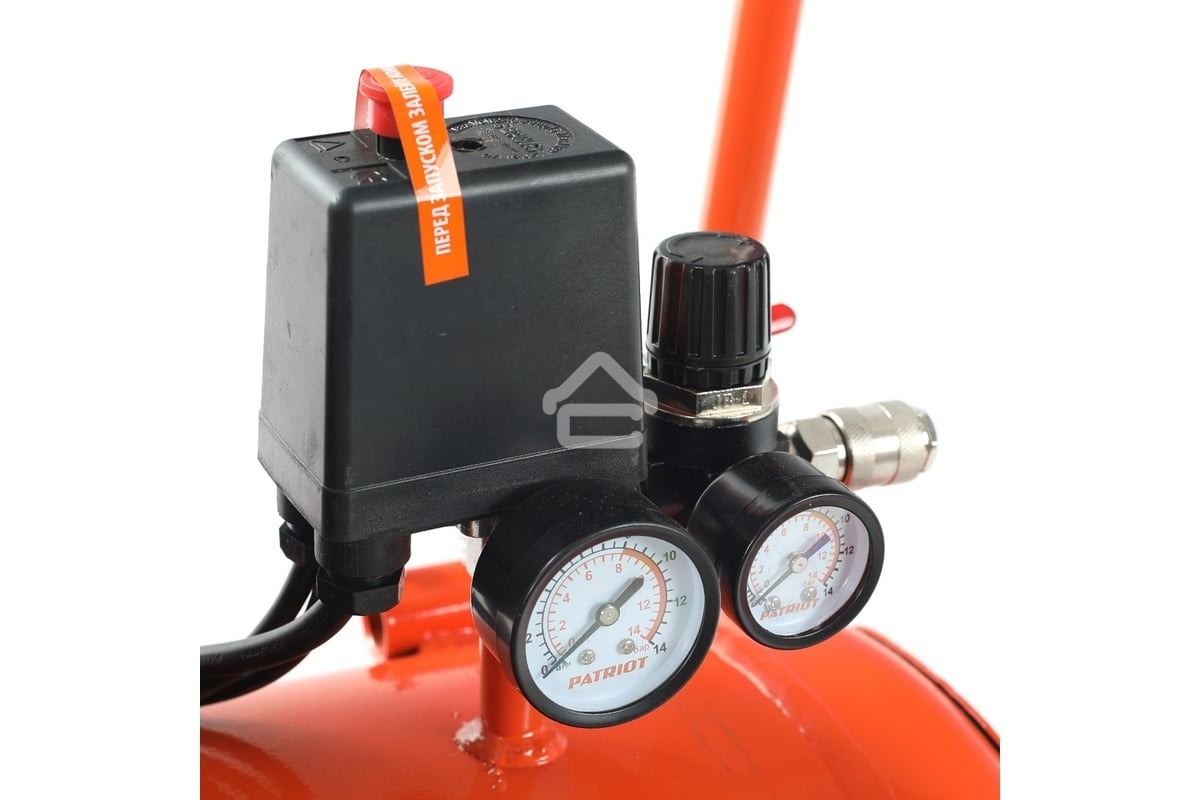 Компрессор Patriot поршневой безмасляный WO 100-440, 440 л/мин, 8 бар, 2500 Вт, 100 л, быстросъем и 