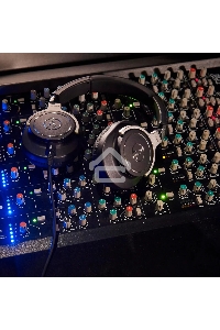 Наушники Audio-Technica ATH-M70X черный