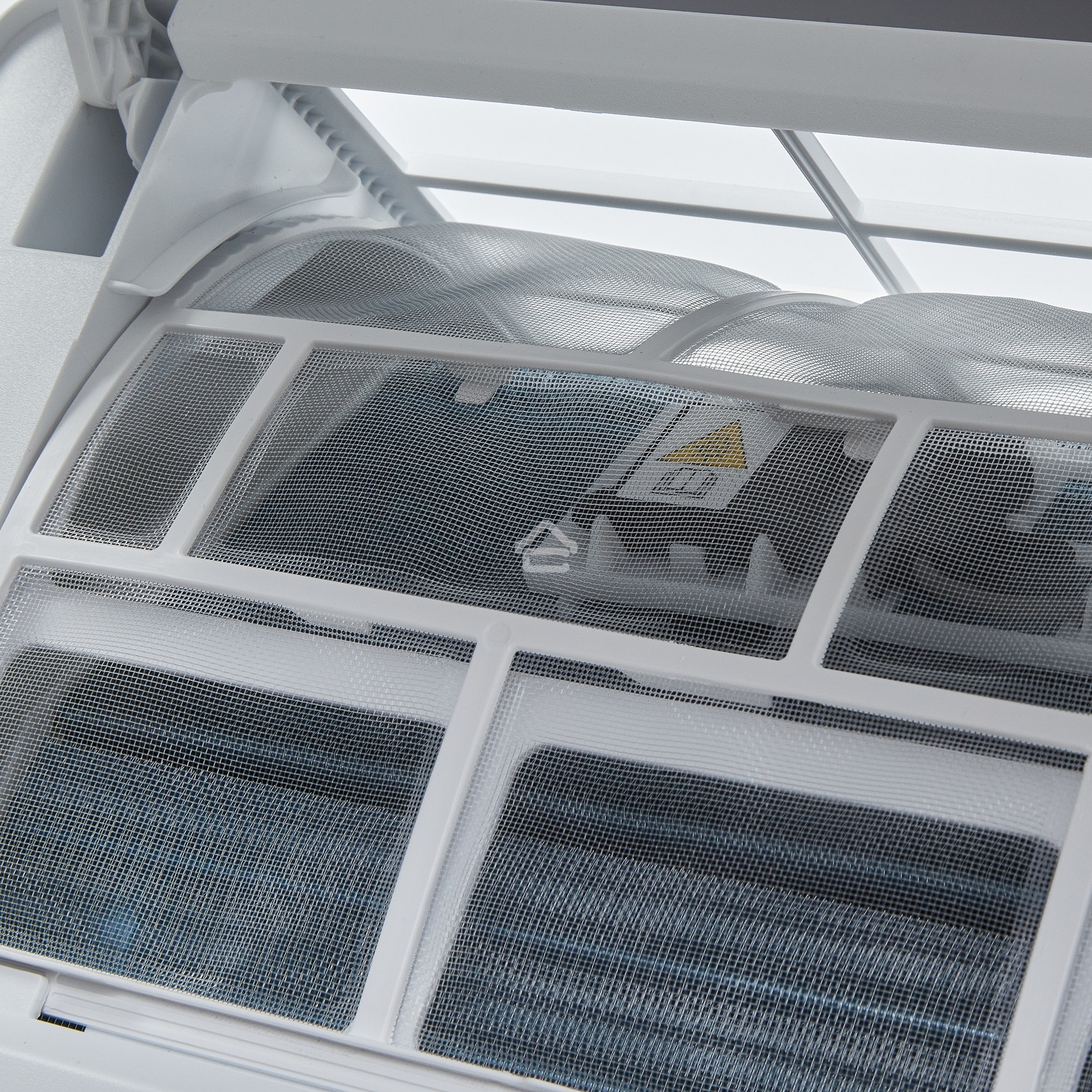 Внутренний блок сплит-системы Ballu Defender BSHI-09HN8 инвертор, 9000 BTU, 27 м², 19 дБ, охлаждение, обогрев, осушение, белый (строго с 10874216)