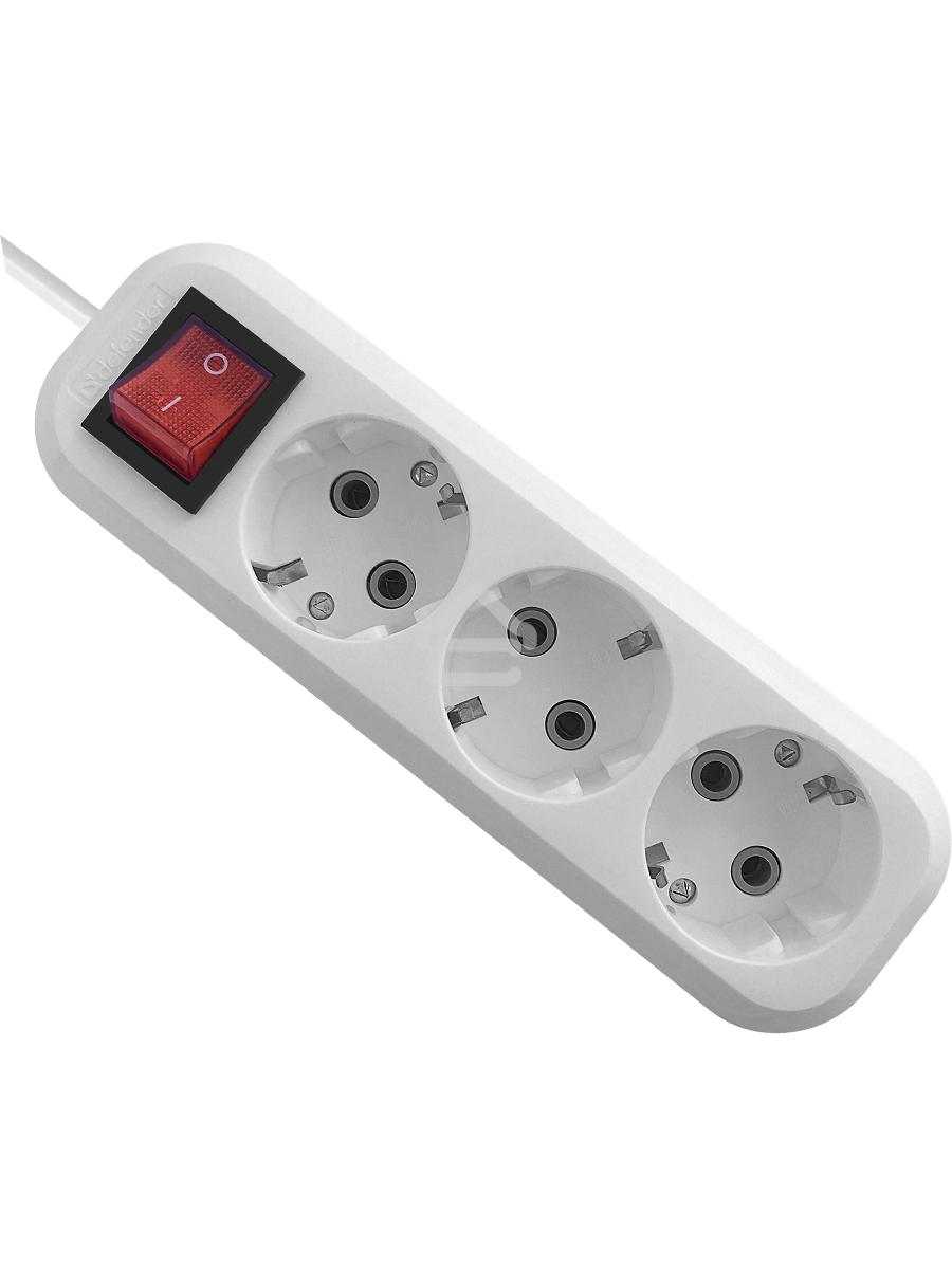 Удлинитель с заземлением Defender L330 16 А, 3 м, заземление, выключатель