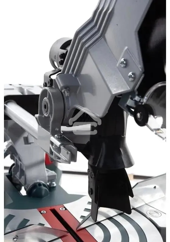 Торцовочная пила Bosch GCM 800 SJ 1400Вт 5500об/мин d=216мм
