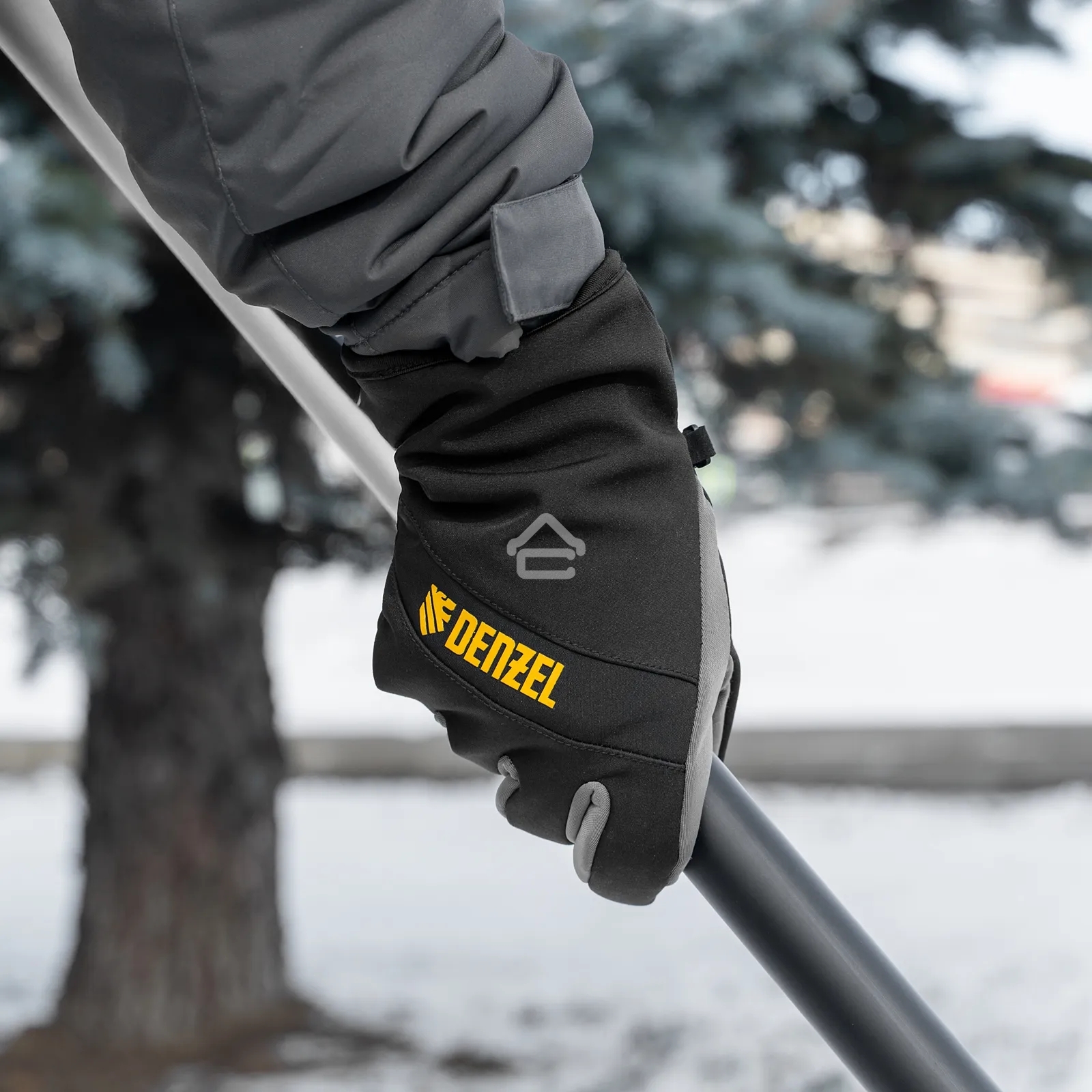 Перчатки универсальные Denzel 68089 двойные, работа с сенсорным экраном, размер 8