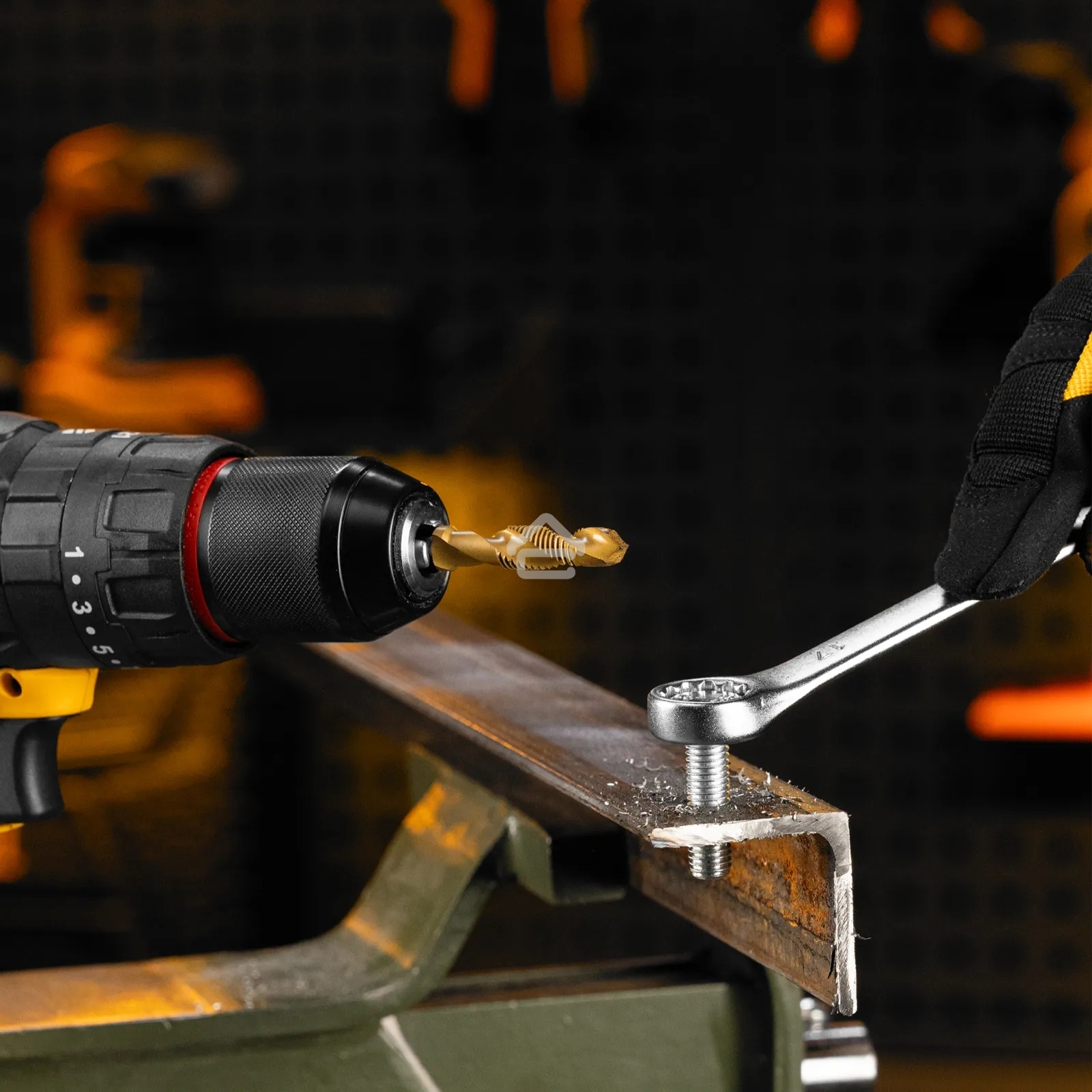 Сверло-метчик Denzel М10 х 1,25 мм, Р6М5