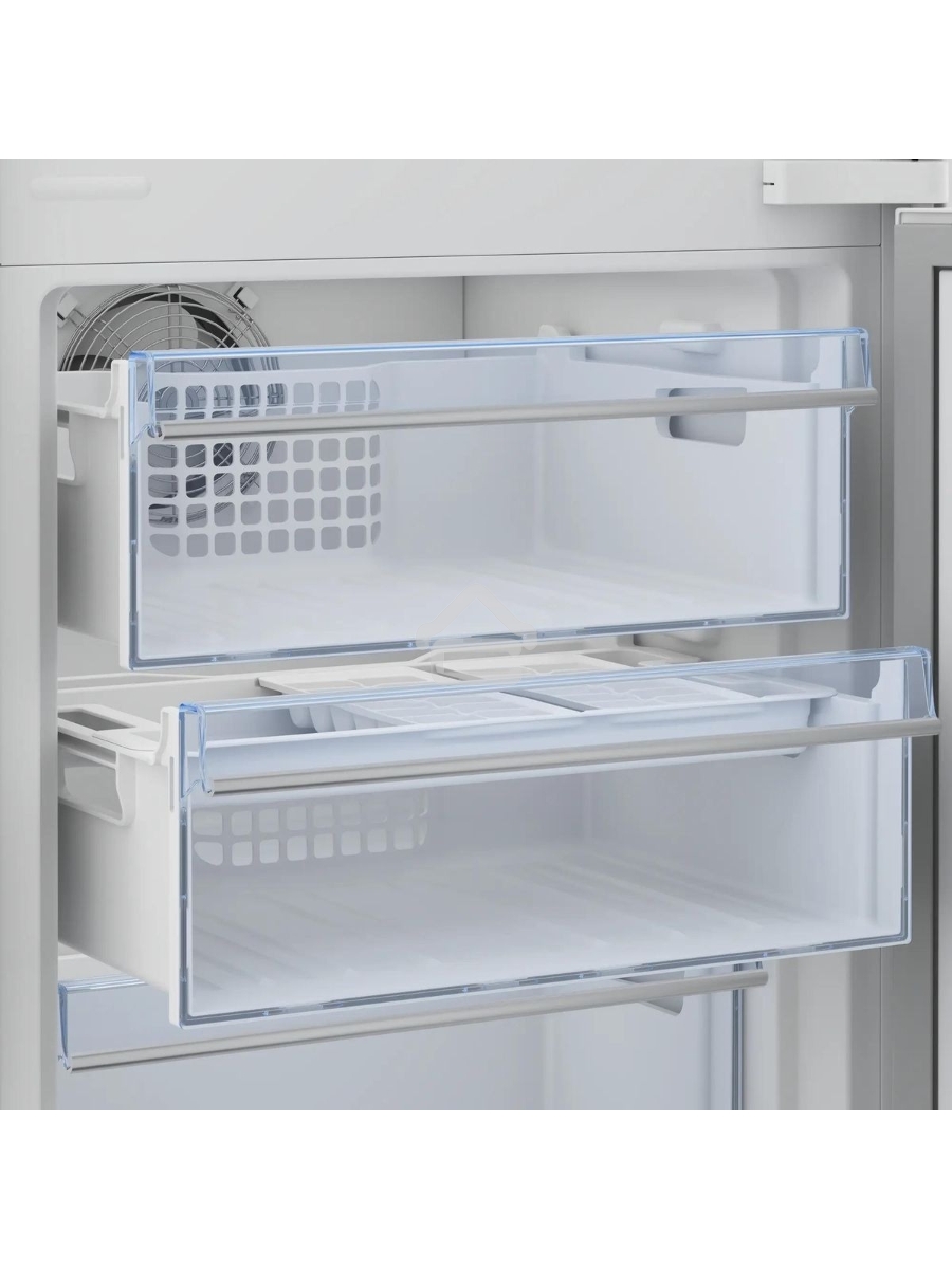 Встраиваемый холодильник Beko BCNA306E3S белый, 2 камеры, 215/69 л., морозилка снизу, No Frost