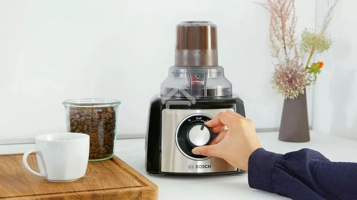 Кухонный комбайн Bosch MCM3501M 800 Вт, Скорости: 2, Блендер 1 л, Чаша 2.3 л, Цвет черны/серебристый