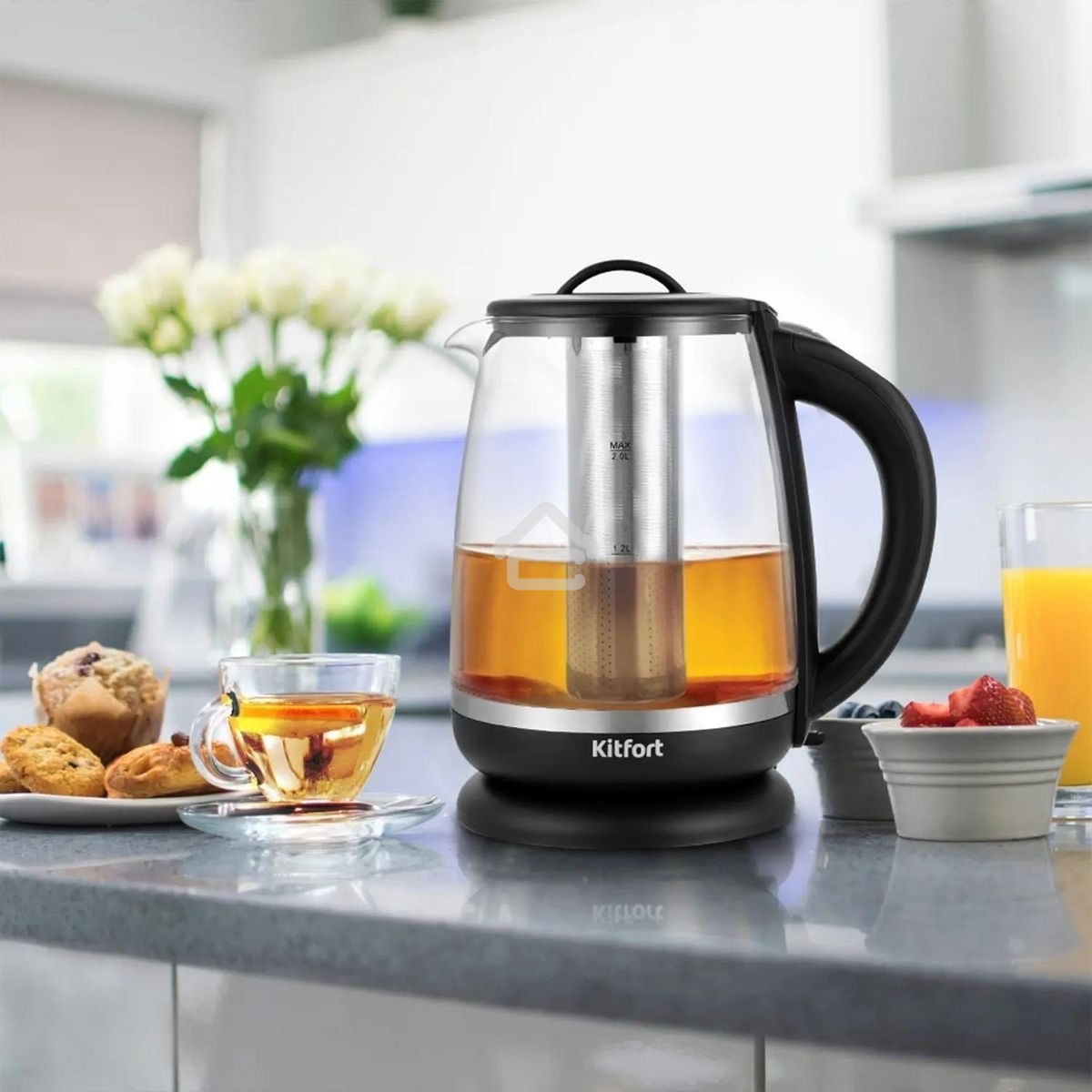 Чайник электрический Kitfort КТ-6145 2л. 2200Вт черный/серебристый (корпус: пластик/стекло)