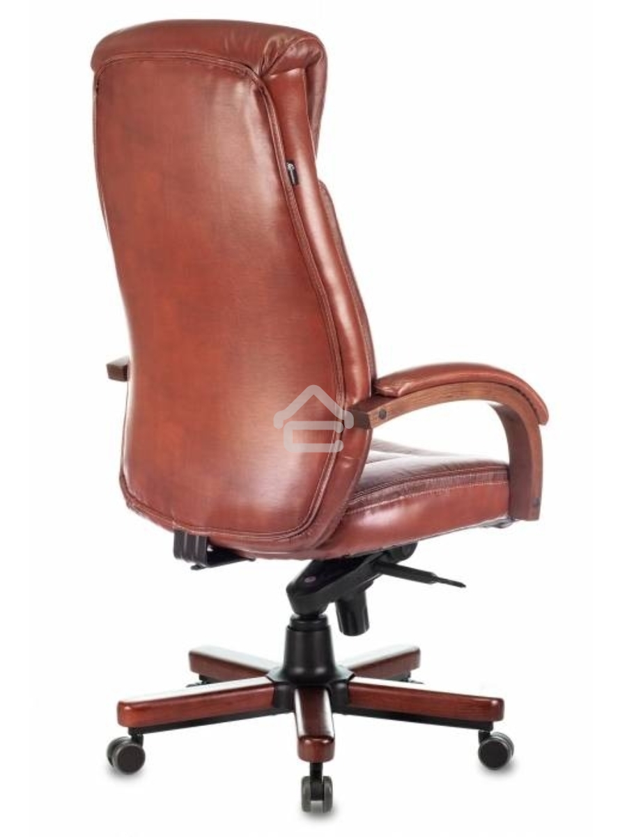 Кресло руководителя Бюрократ T-9922WALNUT светло-коричневый Leather Eichel, кожа, крестовина дерево