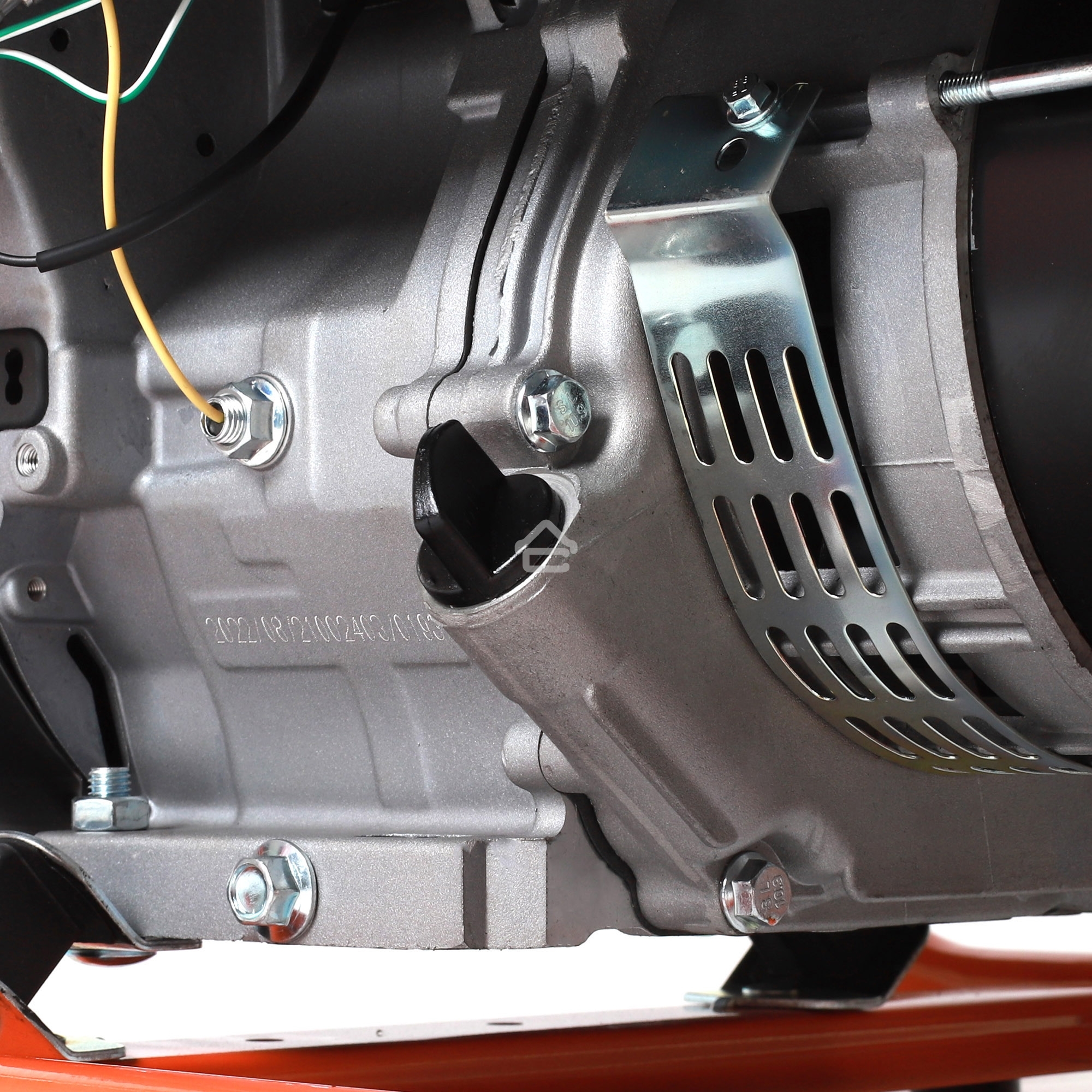 Электрогенератор бензиновый Patriot GRS 6700C, 5.7 кВт, 70 дБ, 73 кг