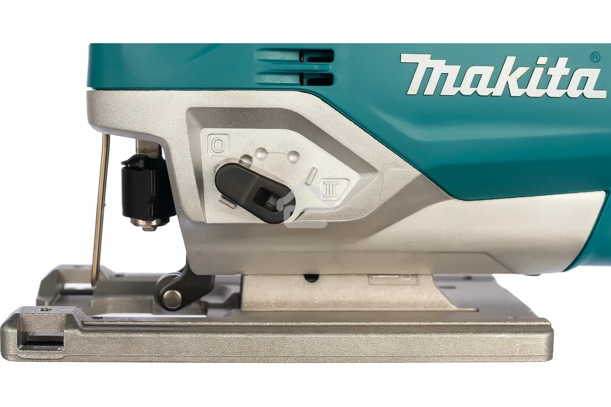 Лобзик Makita JV0600K Лобзик,в\рук, 650Вт,500-3100об\м,ход-23мм,рез-90мм,2.4кг,чем,3маятн+1