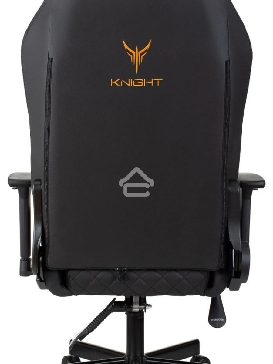 Кресло игровое Knight RAMPART черный, ромбик, эко.кожа, с подголов. крестовина металл