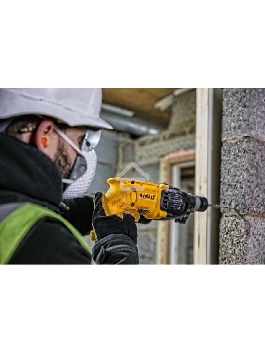 Перфоратор DeWalt D25033K-QS патрон:SDS-plus уд.:2.1Дж (кейс в комплекте)
