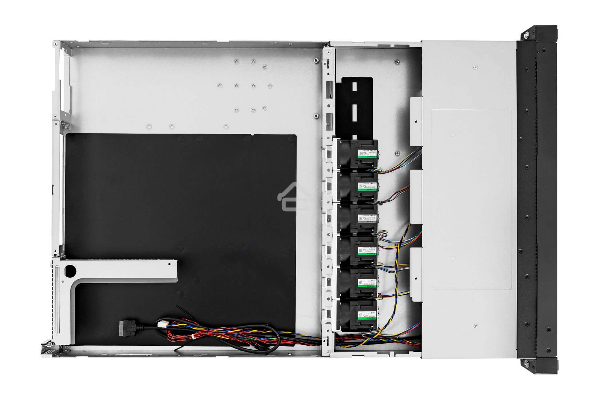 Компьютерный корпус InWin IW-RS110-07 Single 650w Acbel/FAN 4056мм*6/SLIMSAS *10 BP/2.5