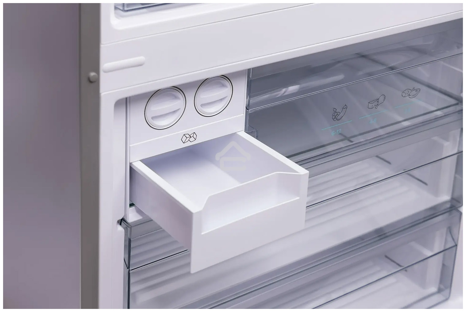 Холодильник Sharp SJ-492IHXJ42R бежевый двухкамерный 333/128 л морозилка снизу, No Frost