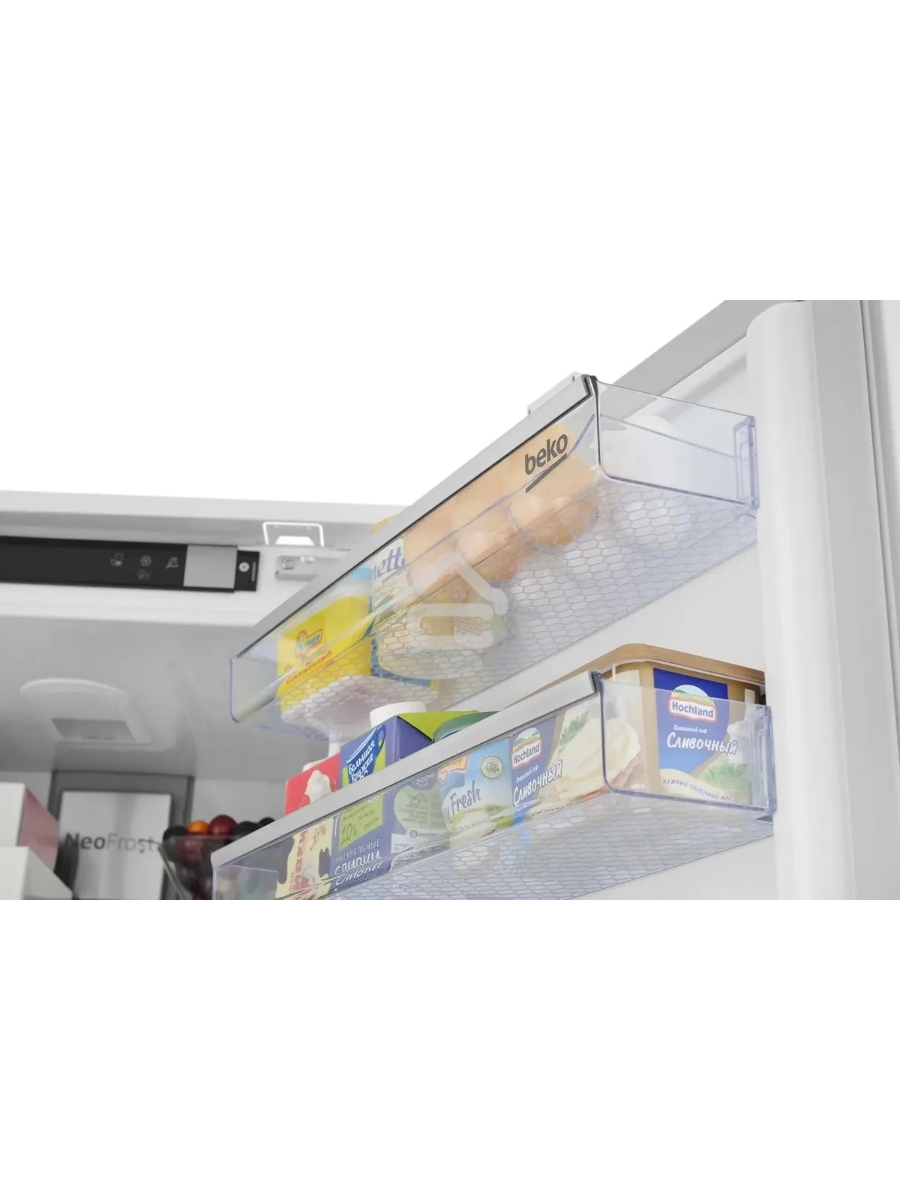 Встраиваемый холодильник Beko Diffusion BCNA306E2S двухкамерный белый