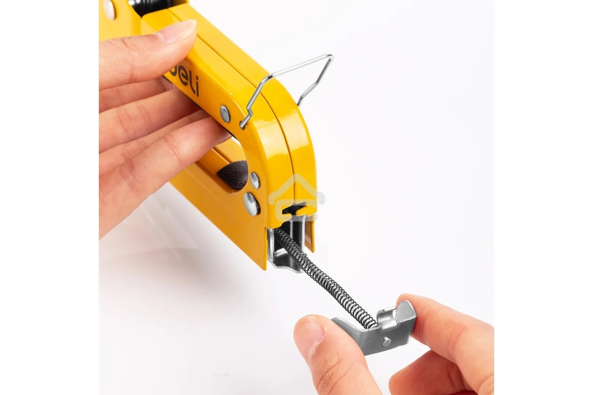 Мебельный степлер Deli DL238104 с набором скоб Набор: 2000шт дверные гвозди. 2000шт Т-гвозди. 2000шт U-гвозди.