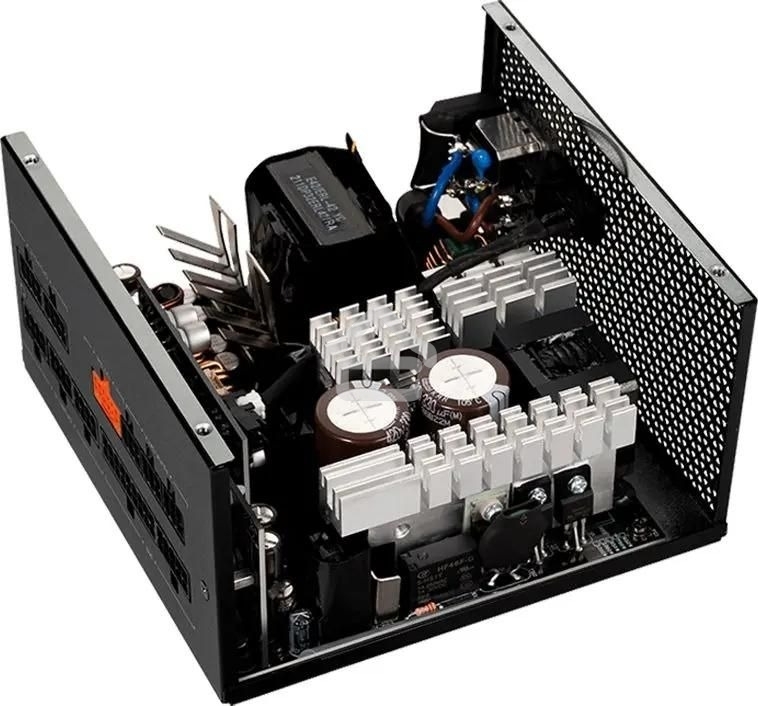 Блок питания PcCooler P5-YN750-G1F ATX 750W 80+ gold (20+4pin) APFC 135мм fan 6xSATA Cab Manag RTL