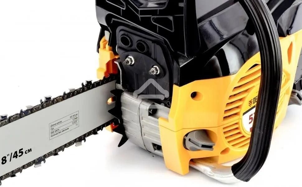 Пила цепная бензиновая Denzel DGS-5218, шина 45 см, 52см3, 3,5 л.с., шаг 0,325, паз 1,5 мм,