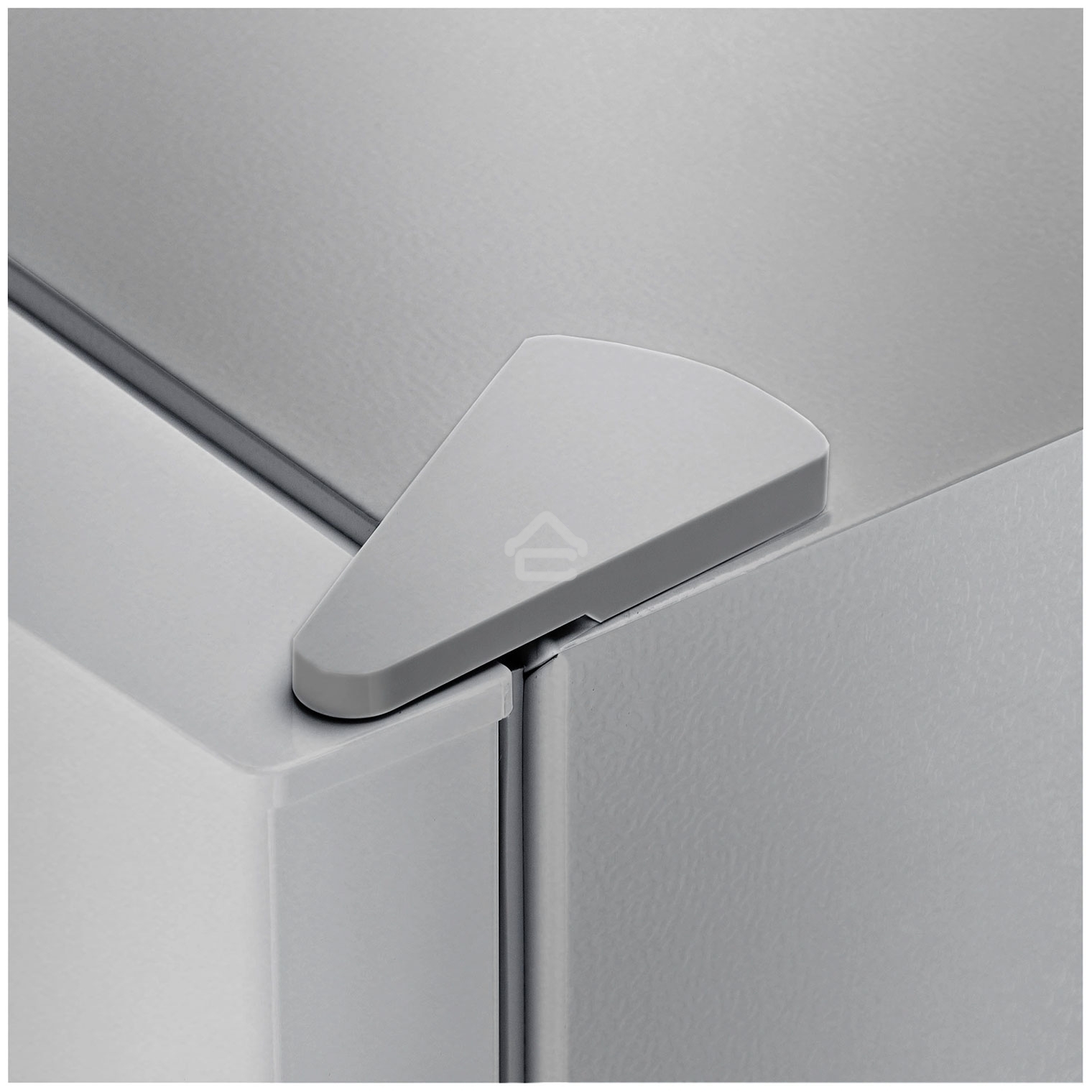 Холодильник Hyundai CC2051SL серебристый двухкамерный 129/64 л морозилка снизу, капельная система