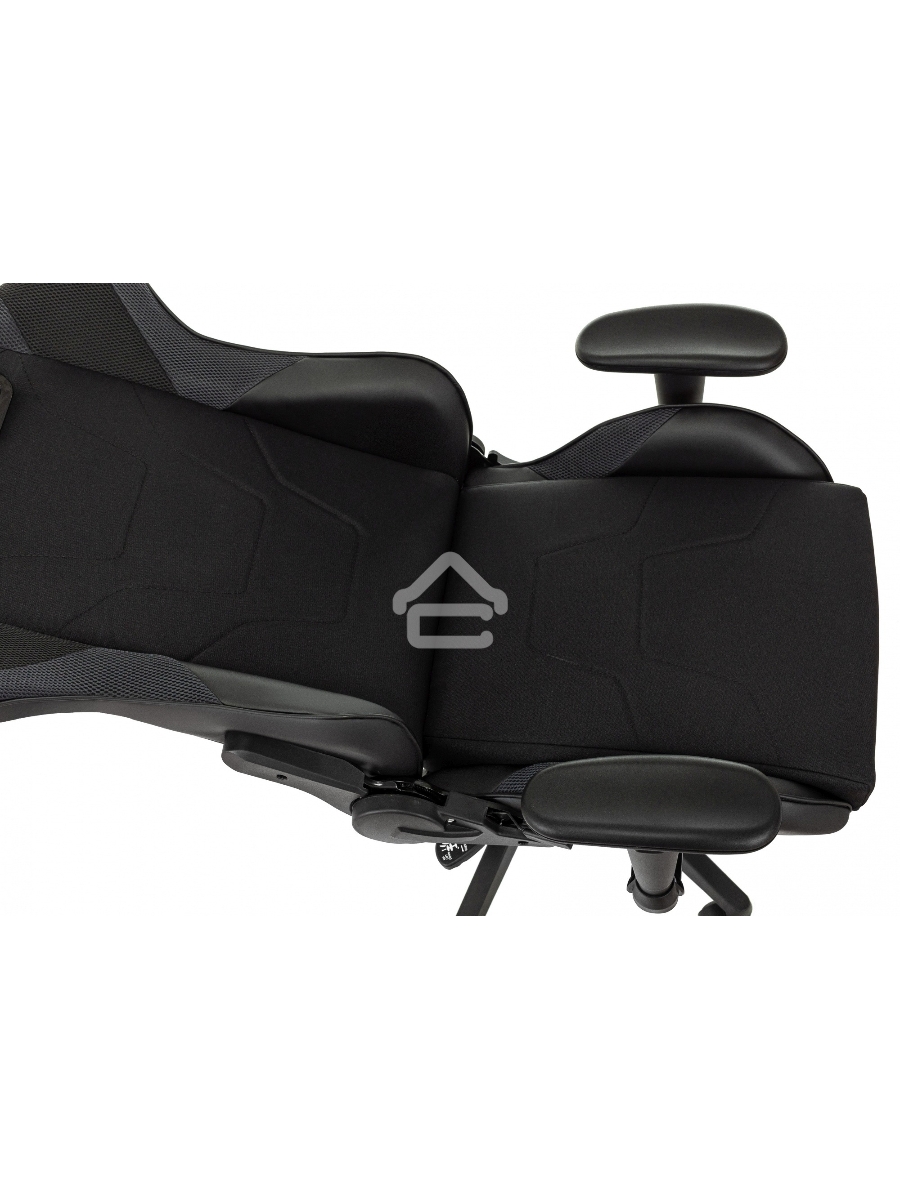 Кресло игровое Бюрократ VIKING 4 AERO BLACK EDITION черный искусст.кожа/ткань