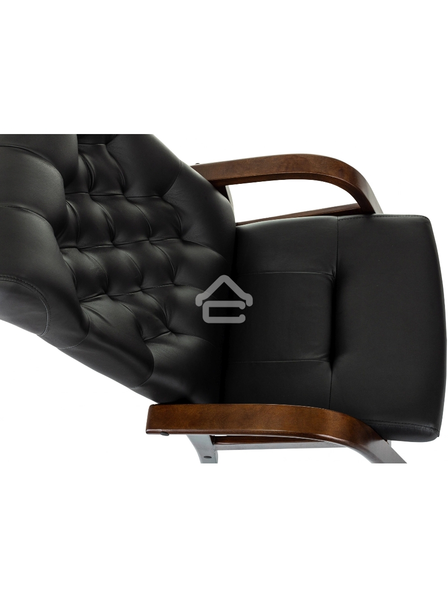 Кресло офисное Бюрократ T-9928WALNUT-CF черный, кожа, на ножках, дерево