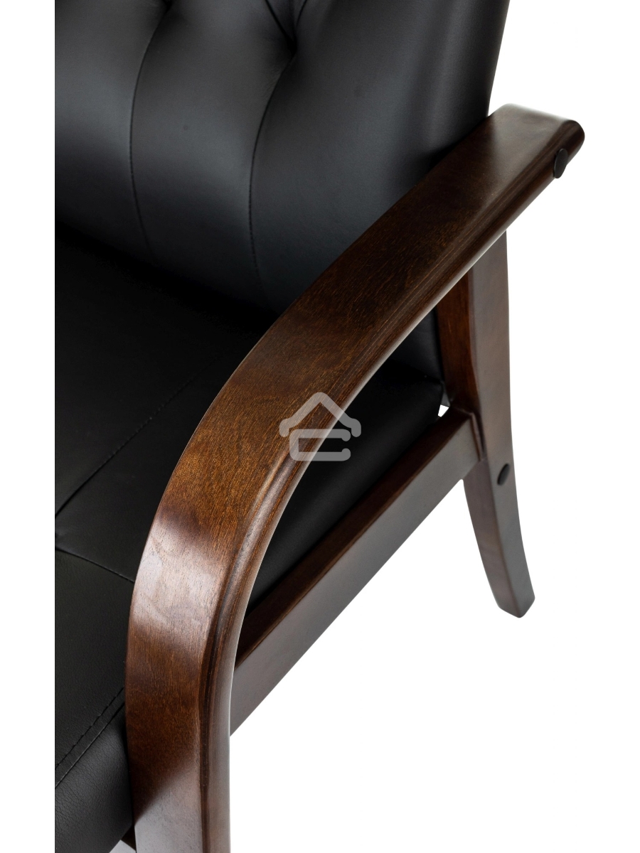 Кресло офисное Бюрократ T-9928WALNUT-CF черный, кожа, на ножках, дерево