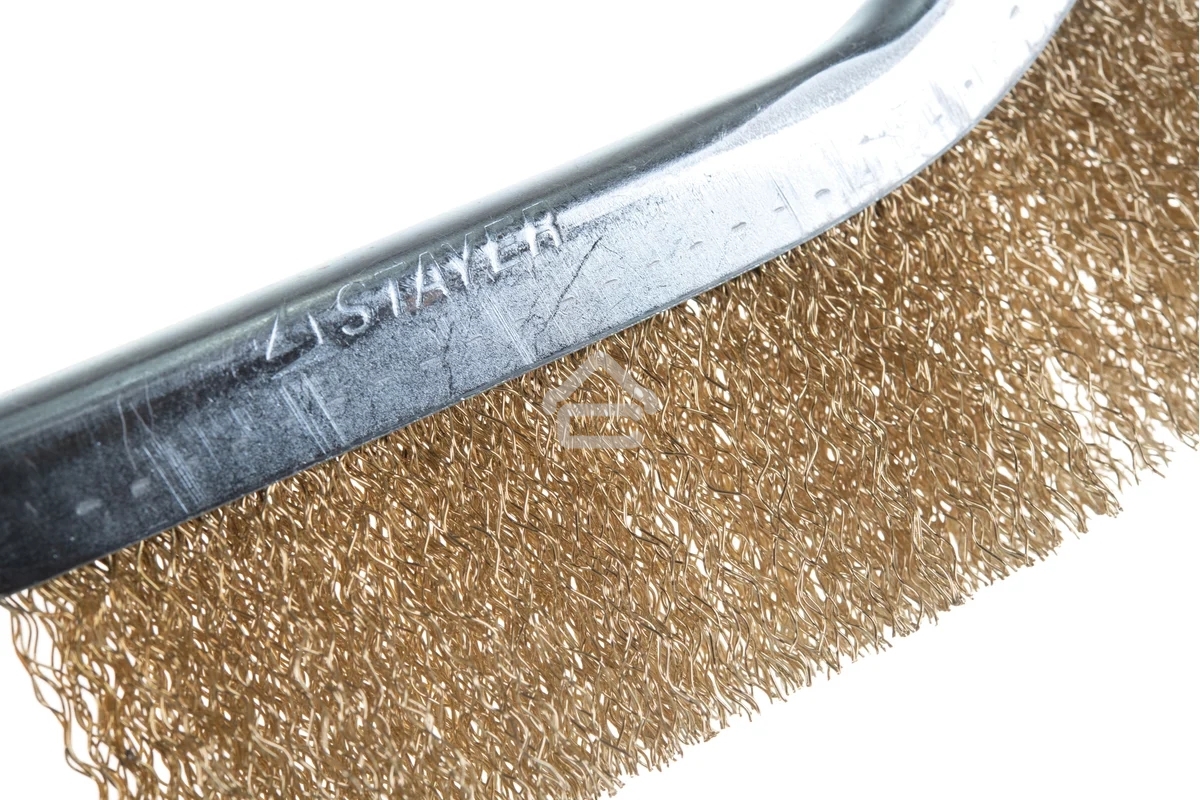 Кордщетка ручная STAYER 3508латунная с пластмассовой ручкой 1ряд