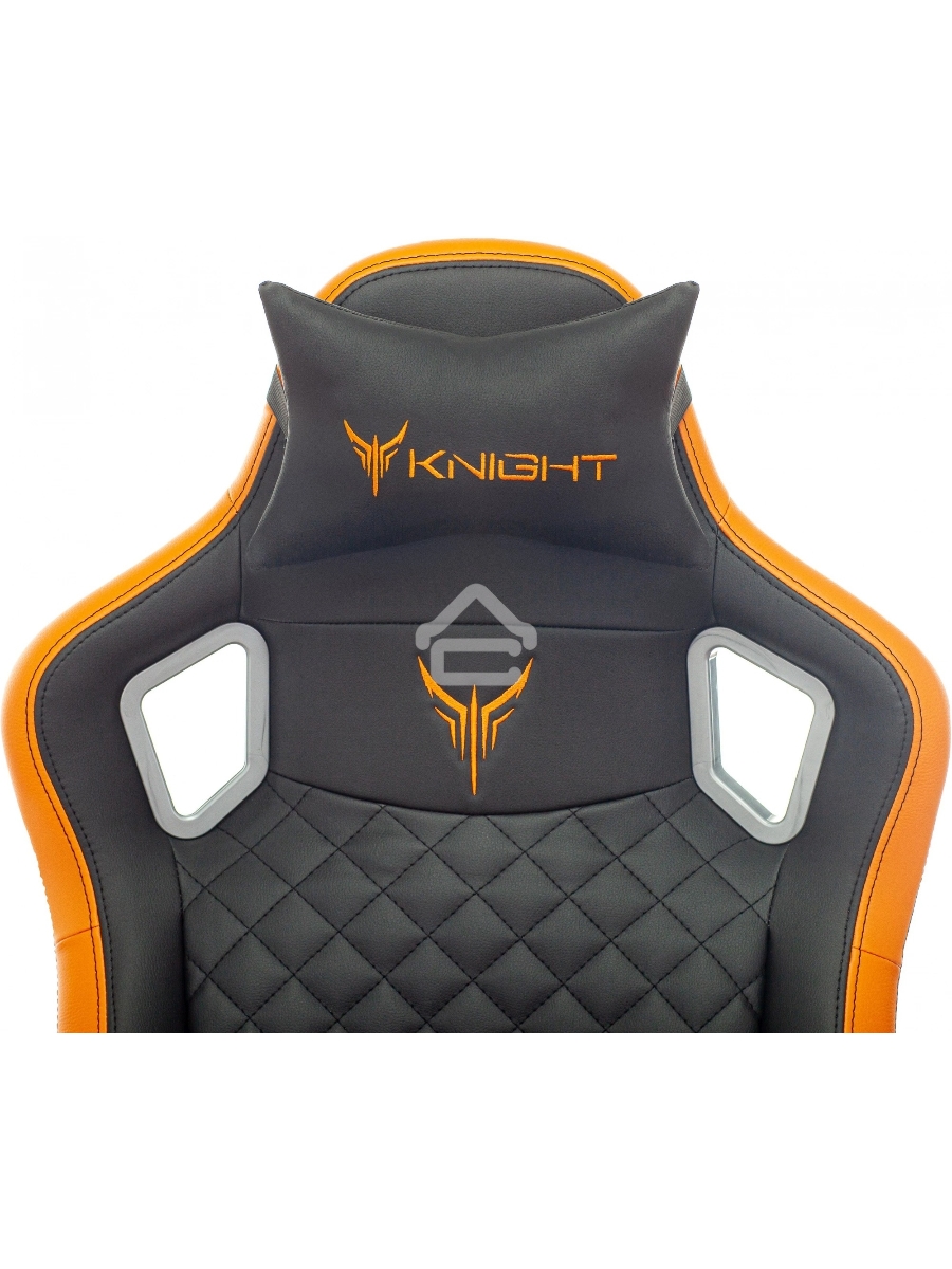 Кресло игровое Knight OUTRIDER черный/оранжевый ромбик эко.кожа с подголов. крестовина металл