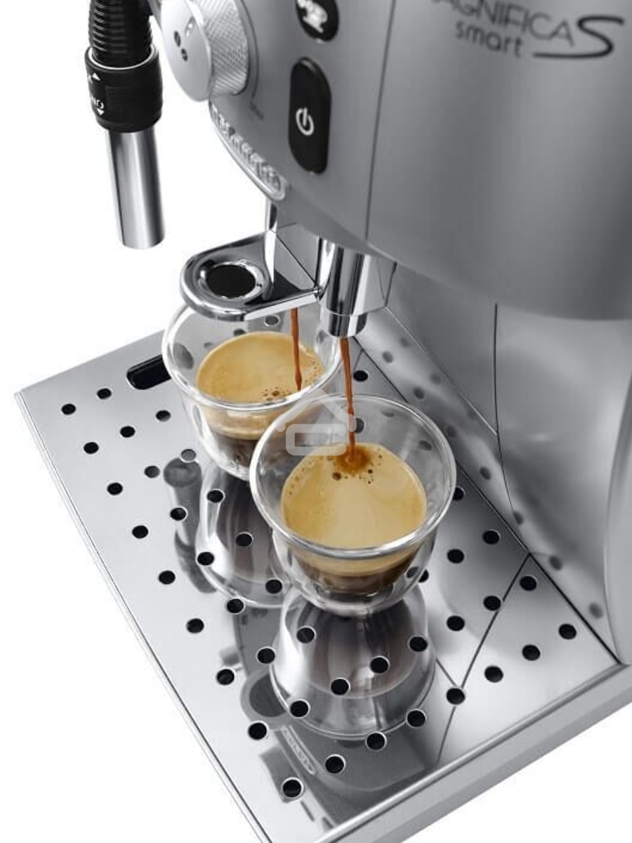 Кофемашина DeLonghi ECAM 250.31SB серебристый/черный, исп. кофе - молотый/зерновой, 1.8 л, 1450 Вт, 15 Бар
