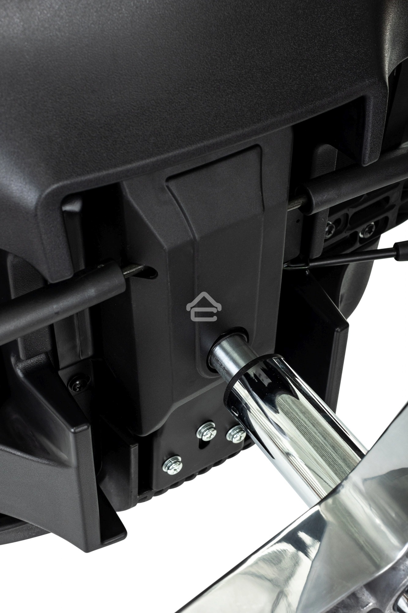 Кресло руководителя Бюрократ MC-915 черный TW-01 38-418 сетка/ткань, крестовина алюминий