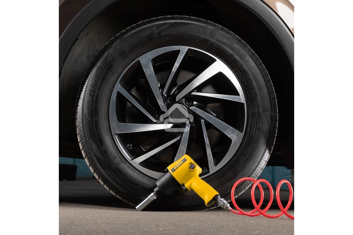 Ударный пневмогайковерт IW680, 1/2