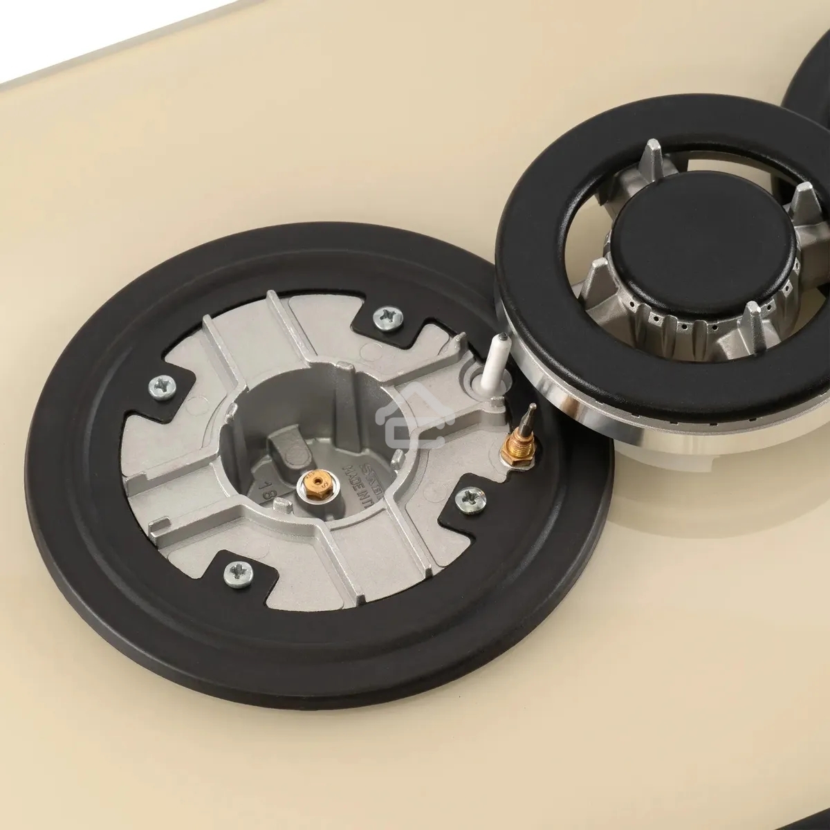 Газовая варочная поверхность Hyundai HHG 6434 BE бежевый