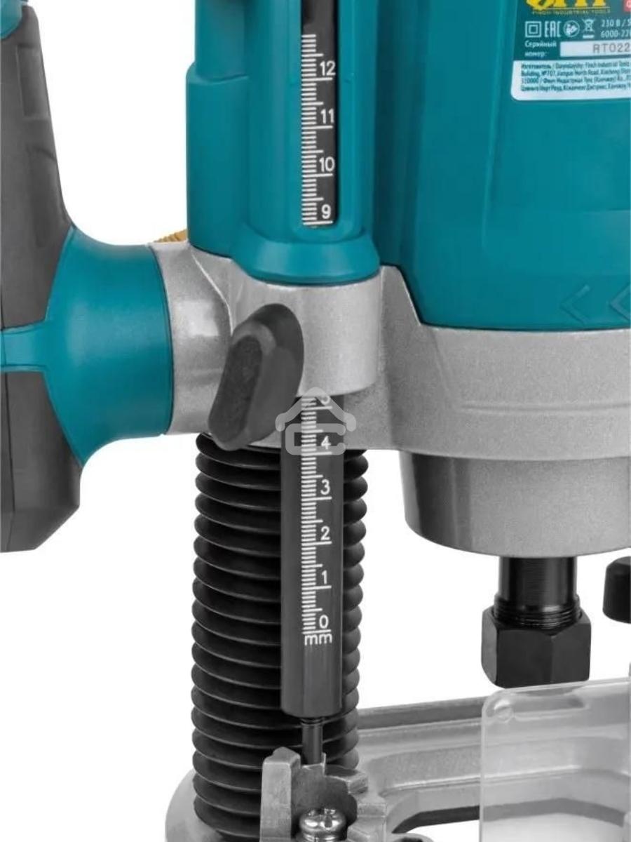 Фрезер Fit RT-1800 1800 Вт, 6000-22000 об/мин, 8/12 мм, 40 мм, 5,5 кг , БС щеток, коробка