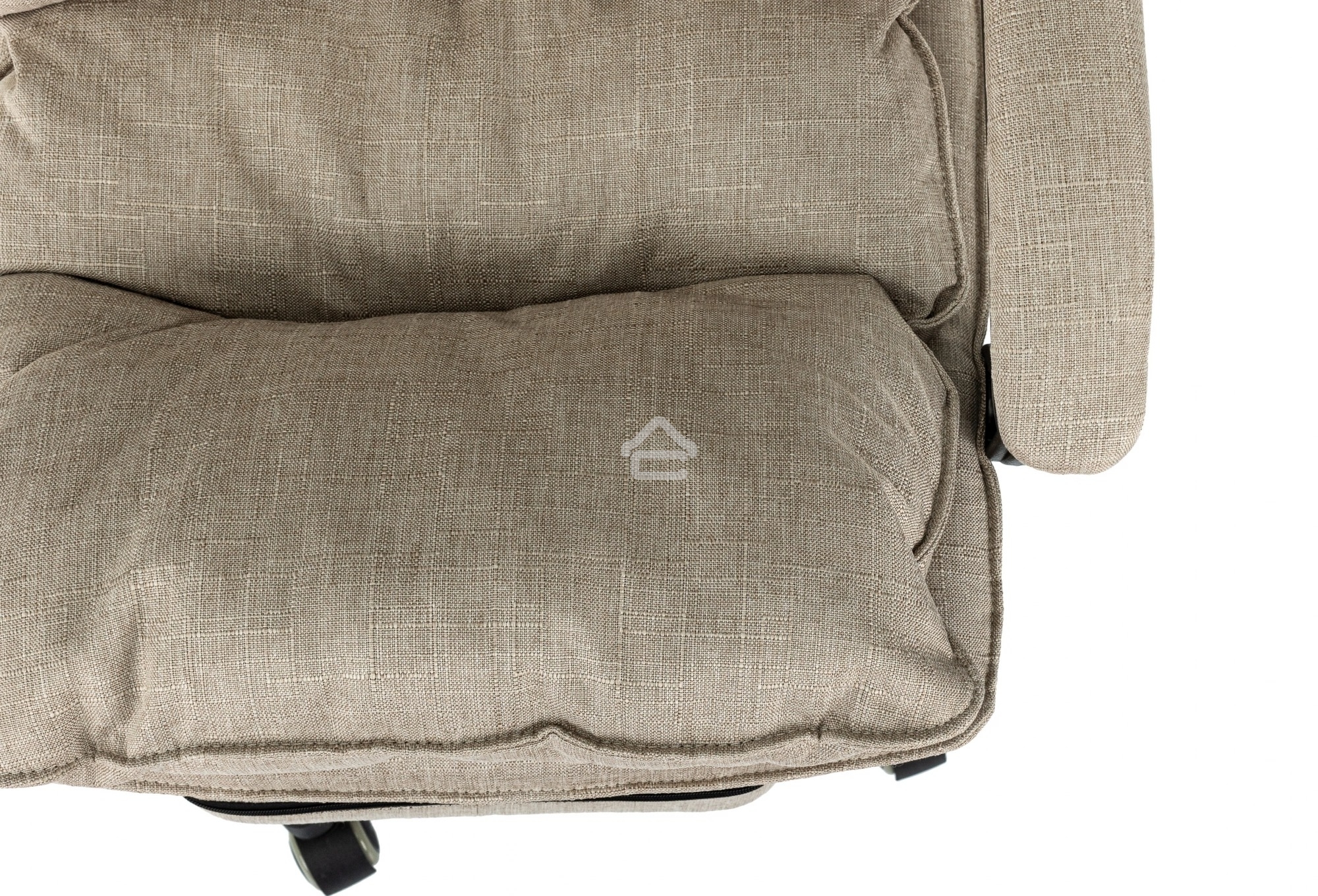 Кресло руководителя Бюрократ CH-820MSG-F бежевый 38-402 крестов. пластик подст. для ног