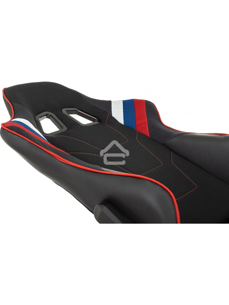 Кресло игровое Бюрократ VIKING 4 AERO RUS белый/синий/красный/черный, искусст. кожа/ткань, две подушки