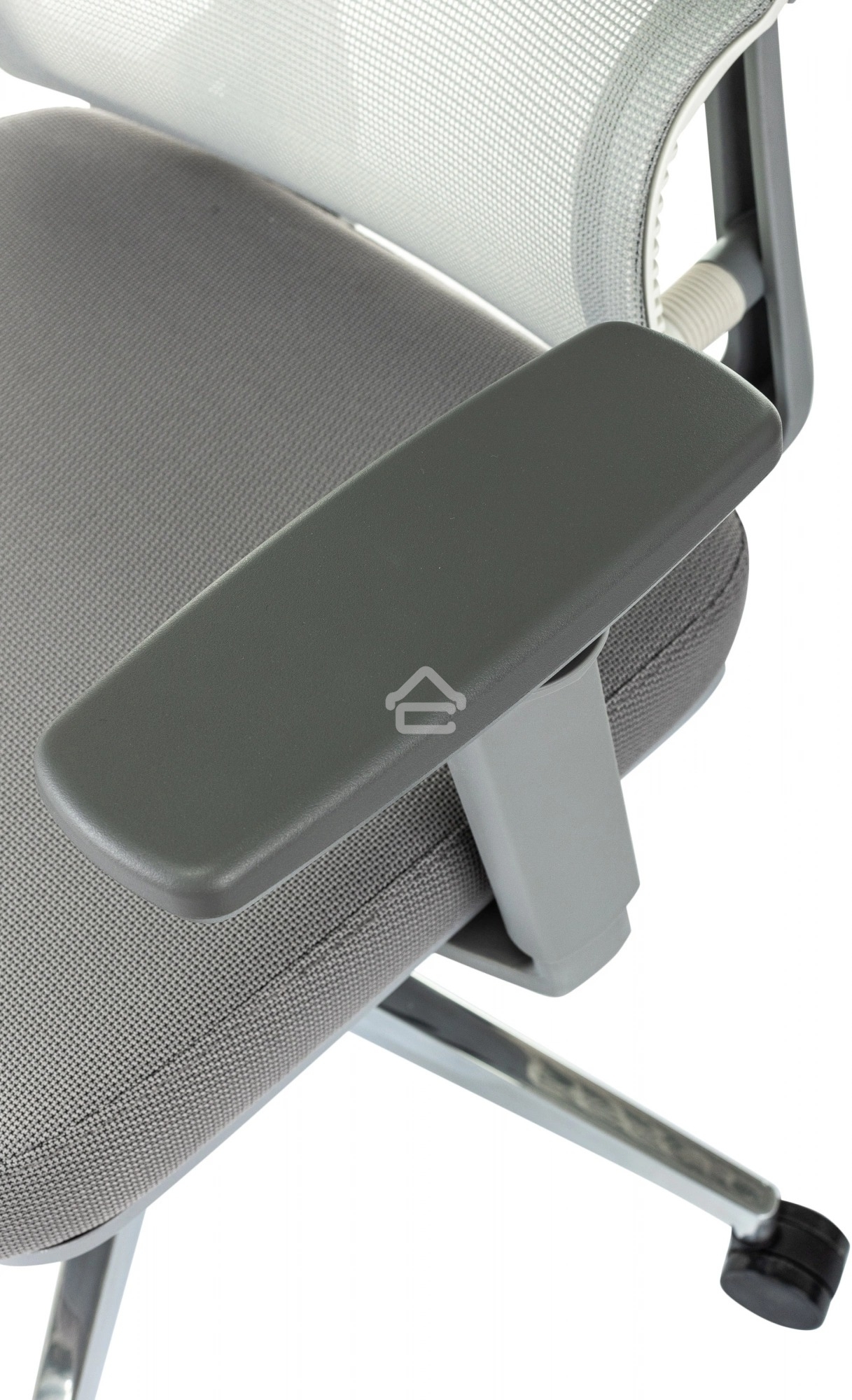 Кресло руководителя Бюрократ MC-G715N-H серый, сетка/ткань, с подголов. крестов. алюминий, пластик серый