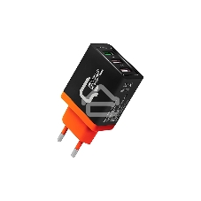 Сетевое зарядное устройство Qumo Quick Charge 3.0 3 USB (Charger 0019), 3 USB, 4.2A, 1 USB (QC 3.0, FCP, AFC) + 2 USB 2,1A, черный