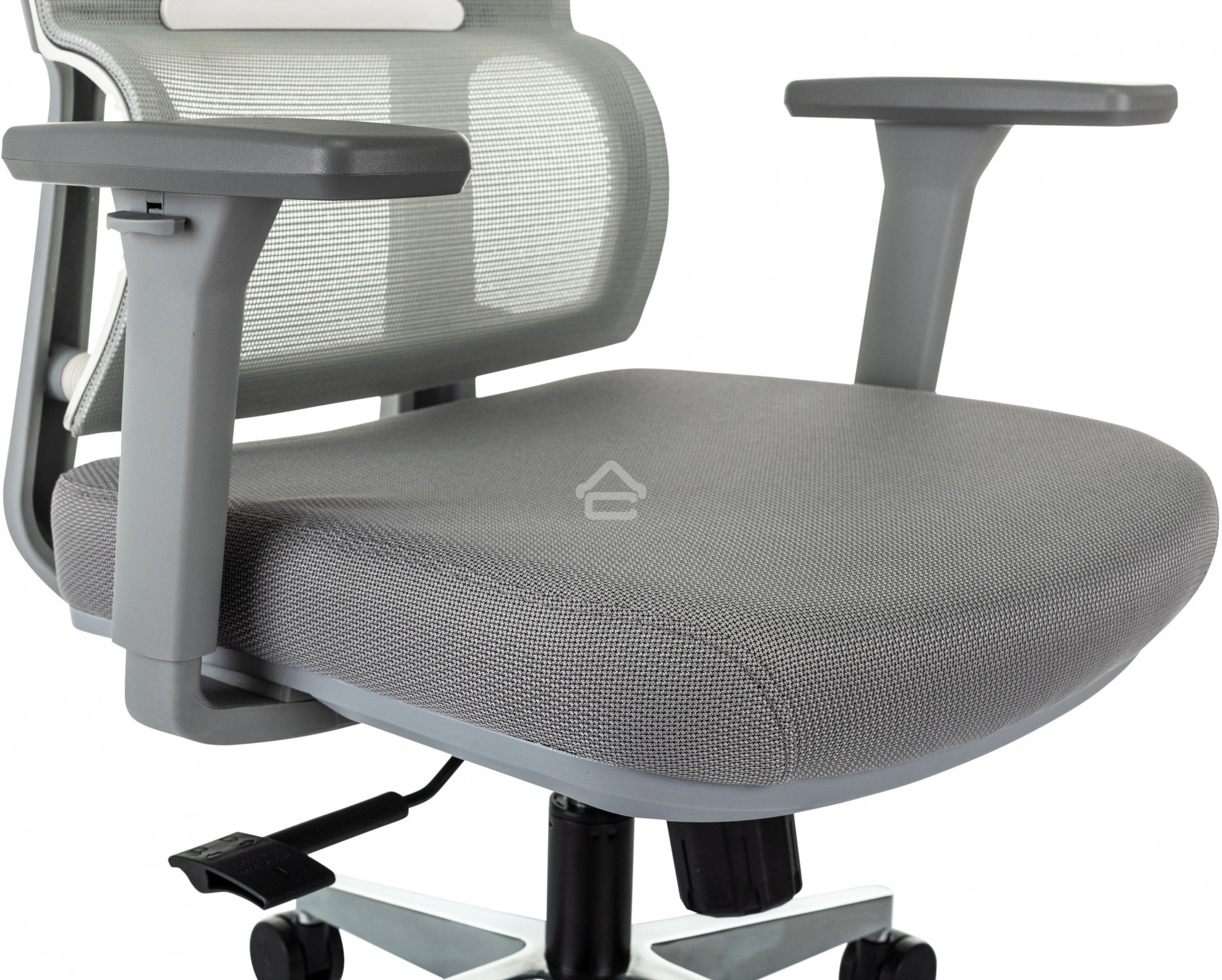 Кресло руководителя Бюрократ MC-G715N-H серый, сетка/ткань, с подголов. крестов. алюминий, пластик серый