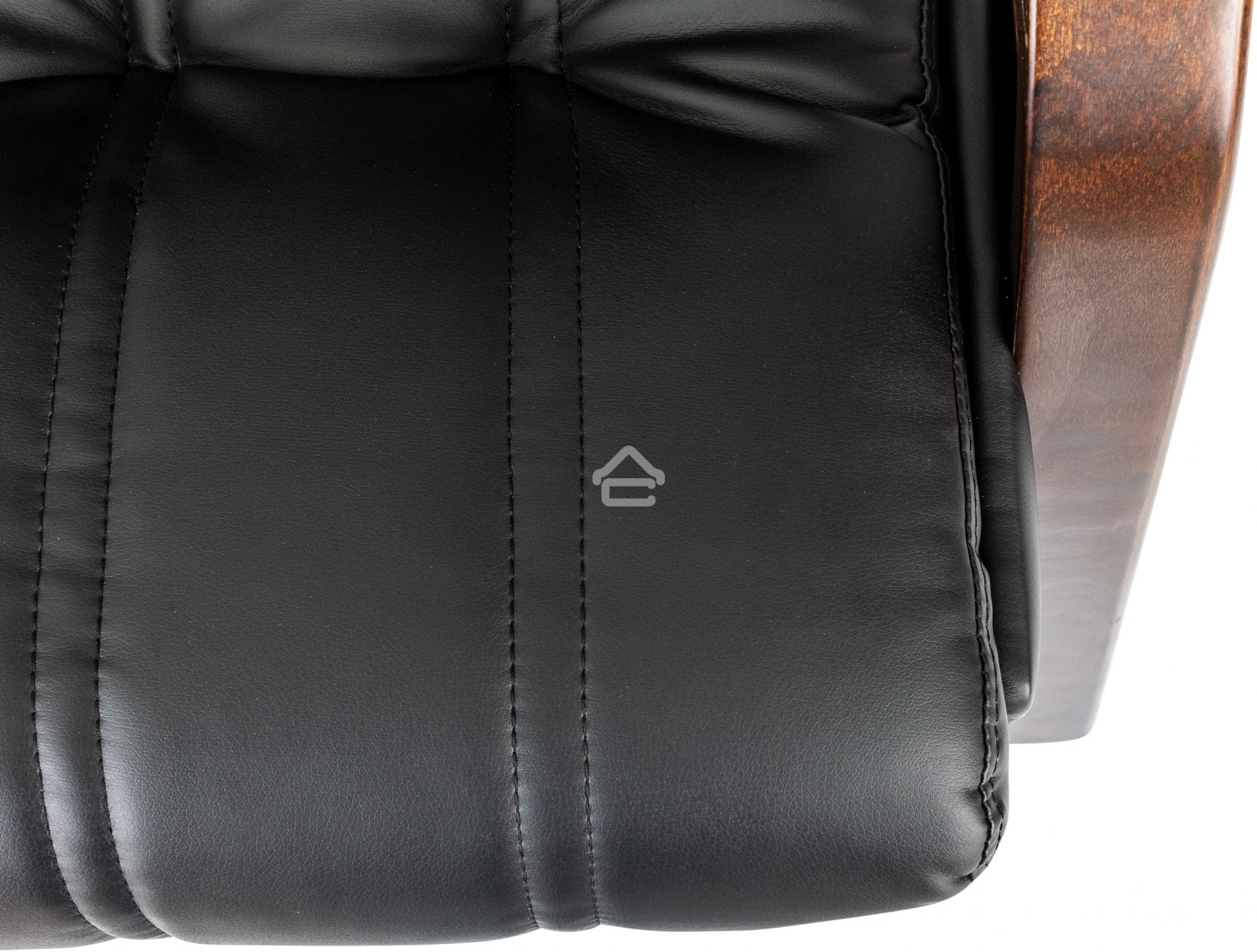 Кресло офисное Бюрократ T-9932W-CF-Eco черный, эко.кожа, на ножках, дерево