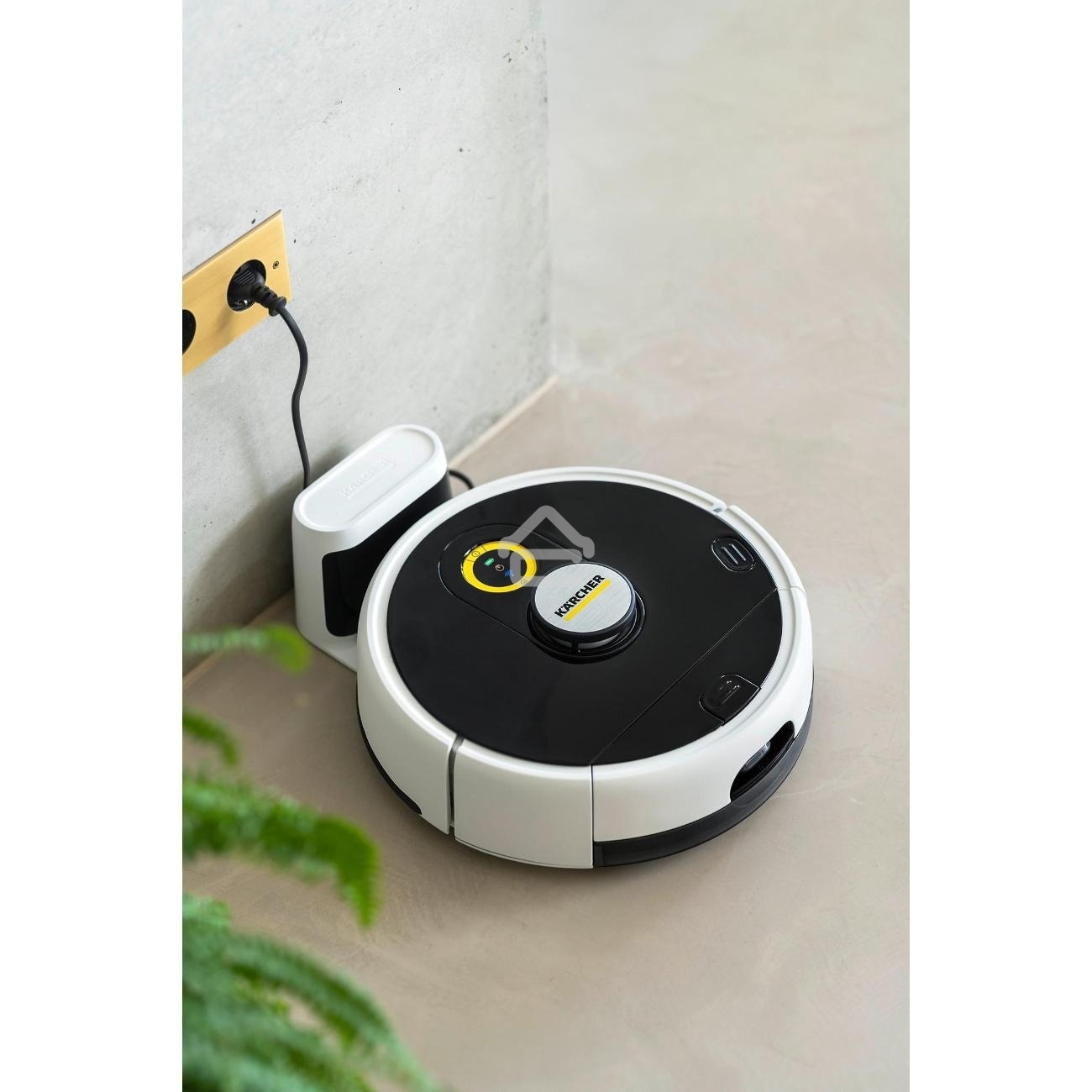 Робот-пылесос с функцией влажной уборки Karcher RCF 3 1.269-660.0